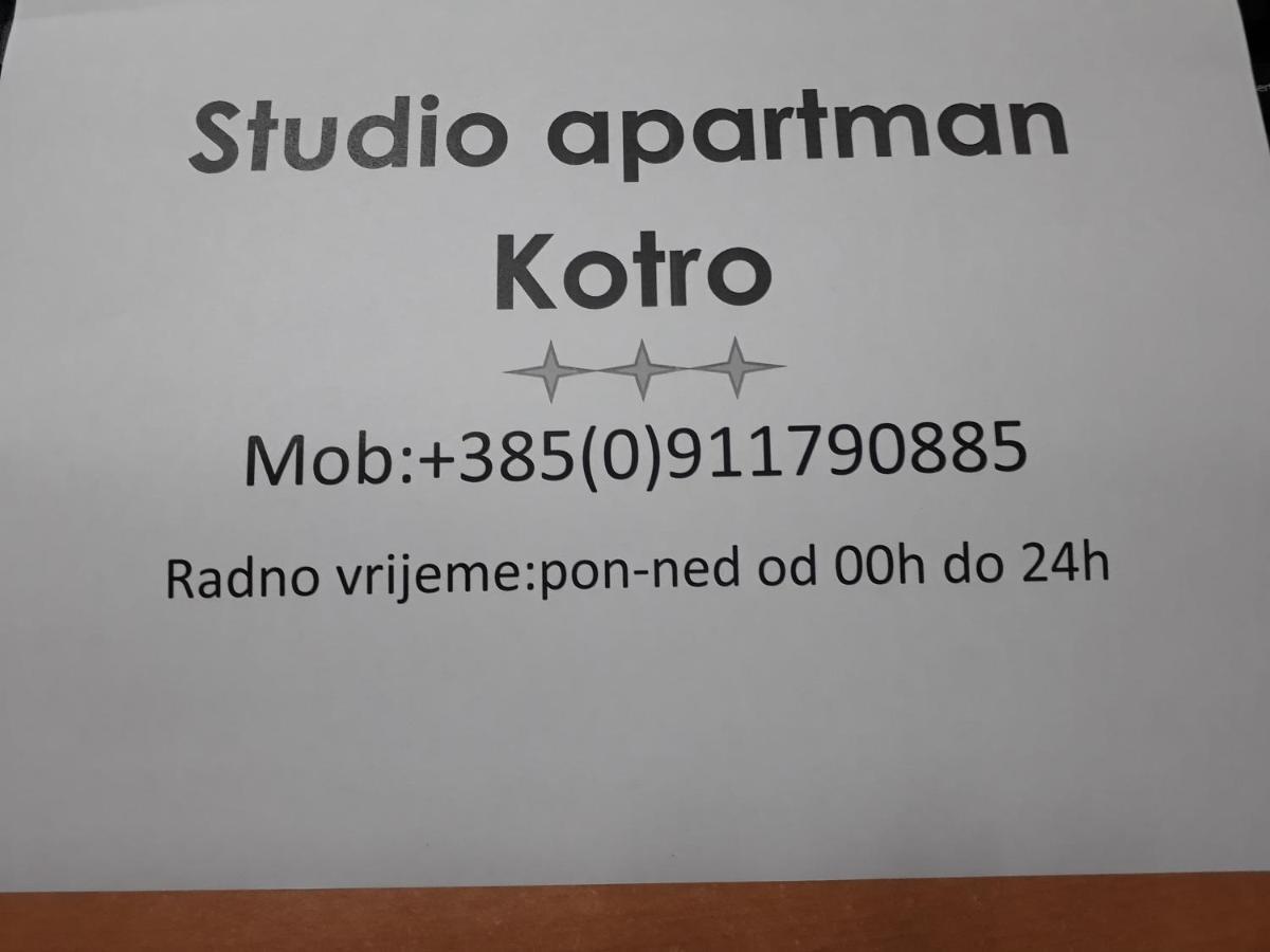 Studio Apartman Kotro Beli Manastir Exterior foto